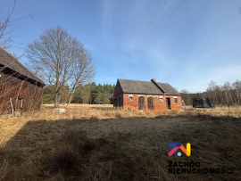 Dom z zabudowaniami Bytomiec